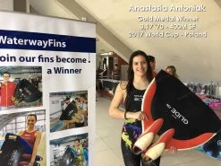 WaterWay Finswimming Glide Monofin Carbon 19 WaterWay Finswimming Glide Monofin Carbon -Restube Store anastasia 1