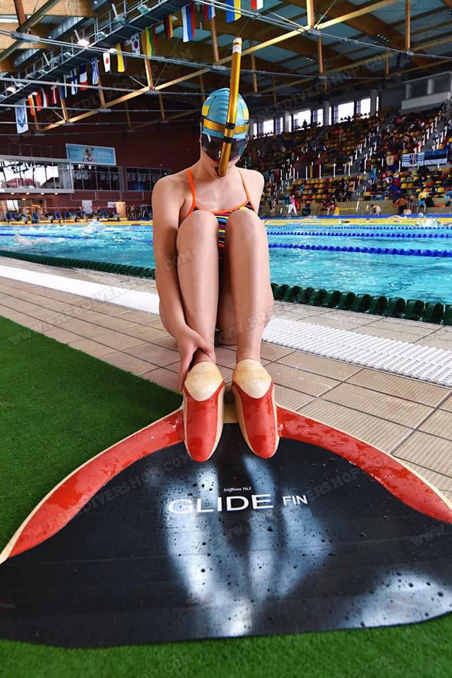 WaterWay Finswimming Glide Monofin Carbon 7 WaterWay Finswimming Glide Monofin Carbon - Image 5