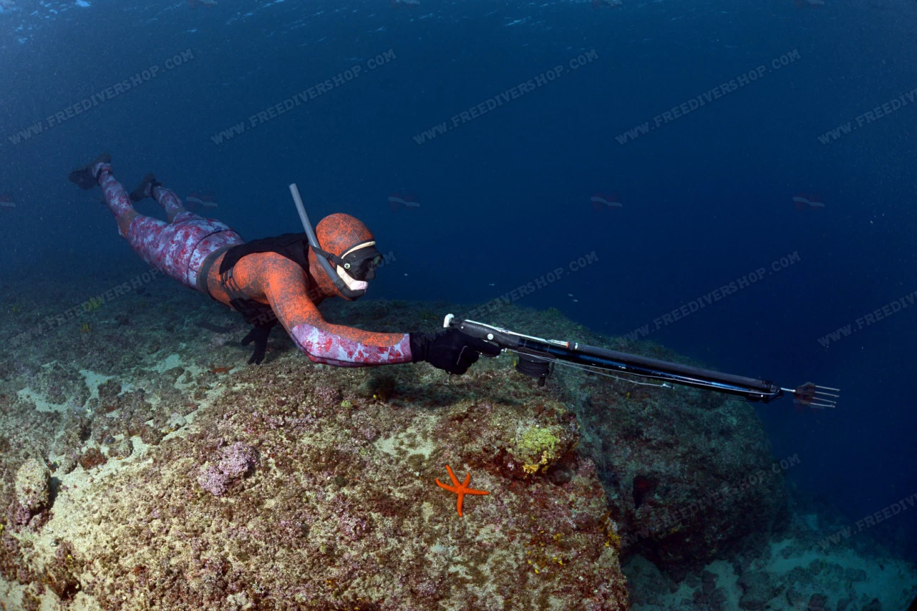 Divein Combo Red Camouflage - Tailor Made Wetsuit 4 Divein Combo Red Camouflage - Tailor Made Wetsuit - Image 2