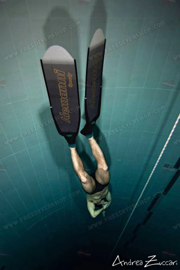 Alemanni Speedy Short Fins 6 Alemanni Speedy Short Fins - Image 4
